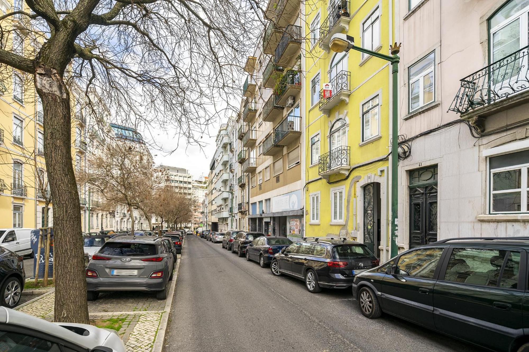 Whome Urban Tech Retreat, Modern Hubs For Remote Living Lisboa Exteriör bild