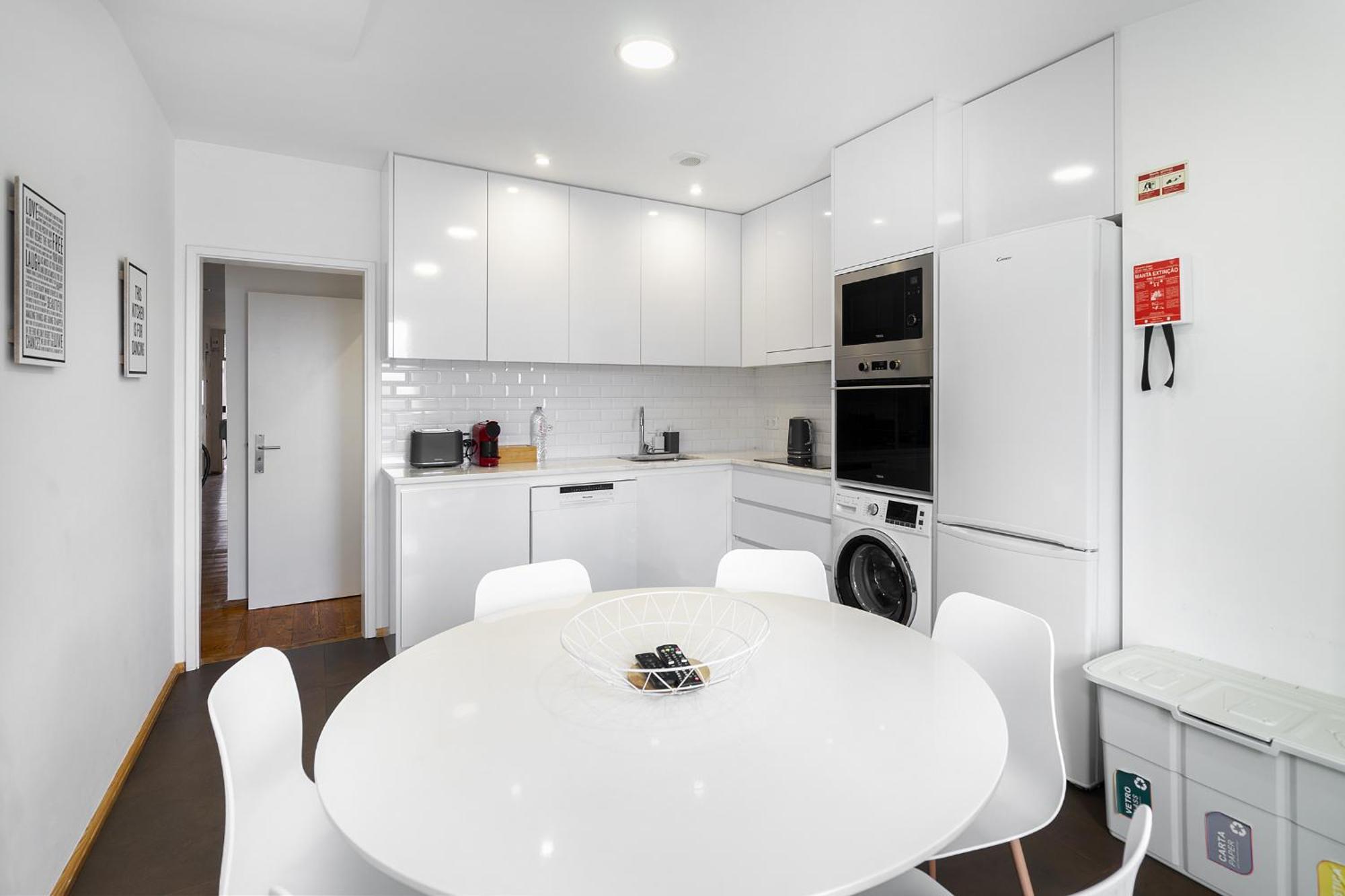 Whome Urban Tech Retreat, Modern Hubs For Remote Living Lisboa Exteriör bild