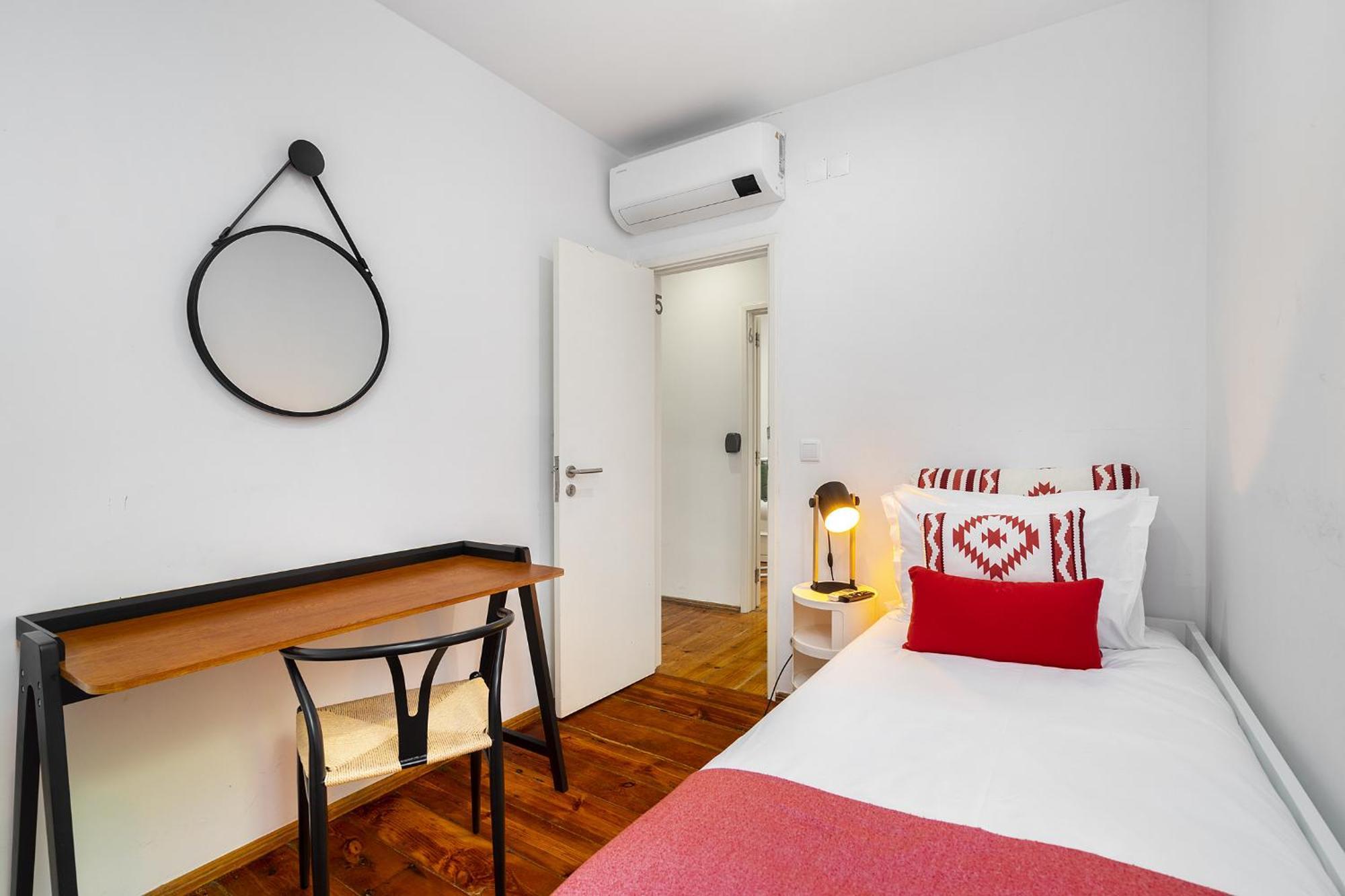 Whome Urban Tech Retreat, Modern Hubs For Remote Living Lisboa Exteriör bild